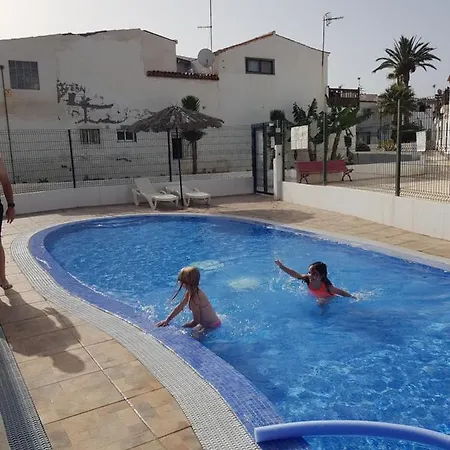 Apartamento Junto A La Piscina Arona  Exterior photo