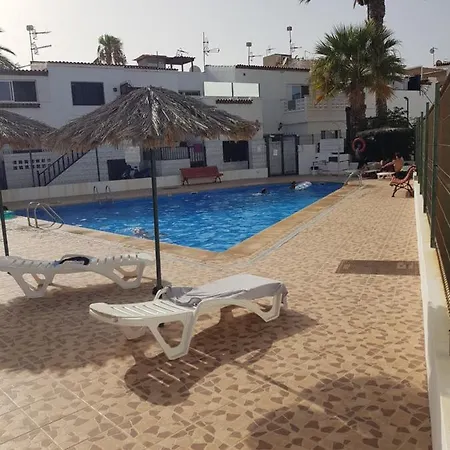 Apartamento Junto A La Piscina Arona  Exterior photo